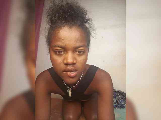 BlackGirl95 webcam