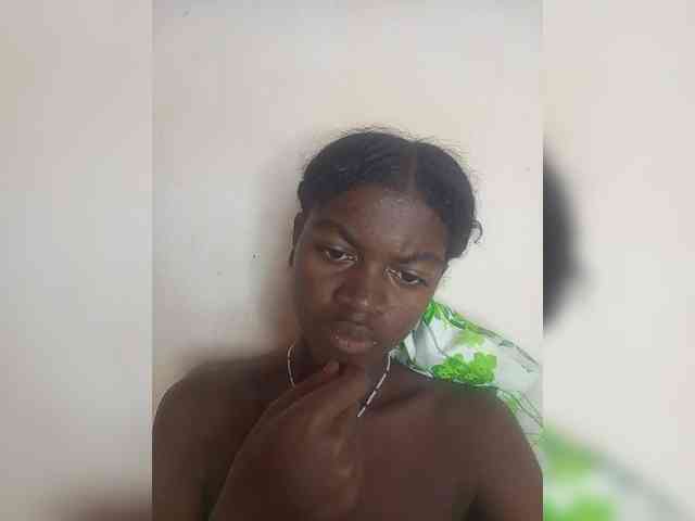 BlackGirl95 webcam