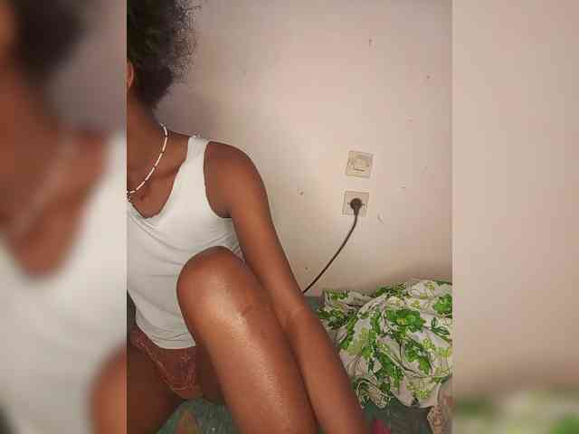 BlackGirl95 webcam