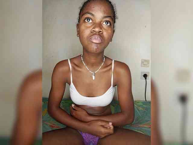 BlackGirl95 webcam