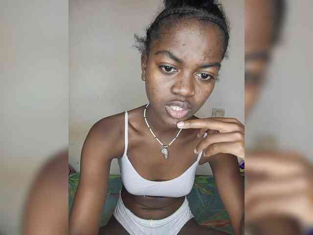 BlackGirl95 webcam