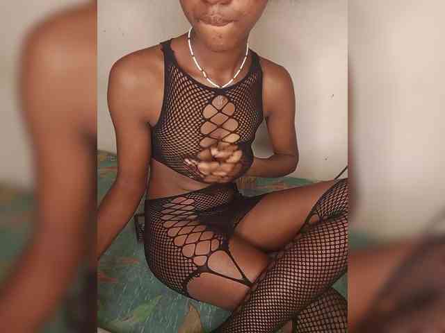BlackGirl95 webcam