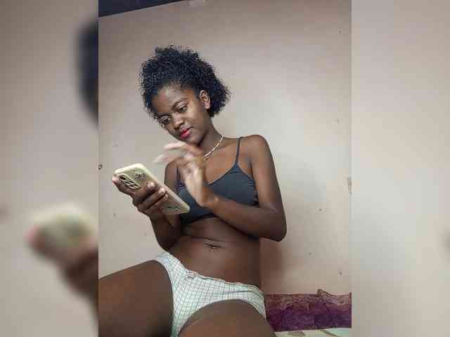 BlackGirl95 webcam