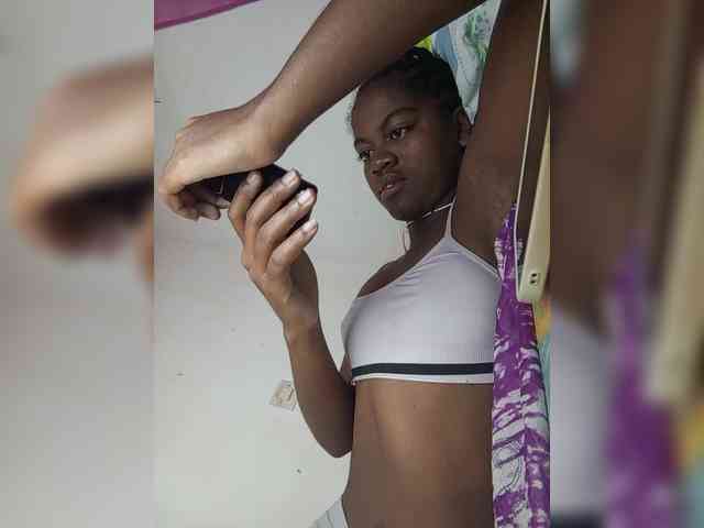 BlackGirl95 webcam