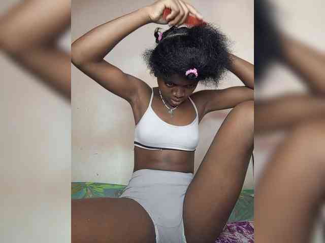 BlackGirl95 webcam