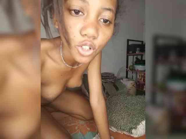SexyDoll3 webcam