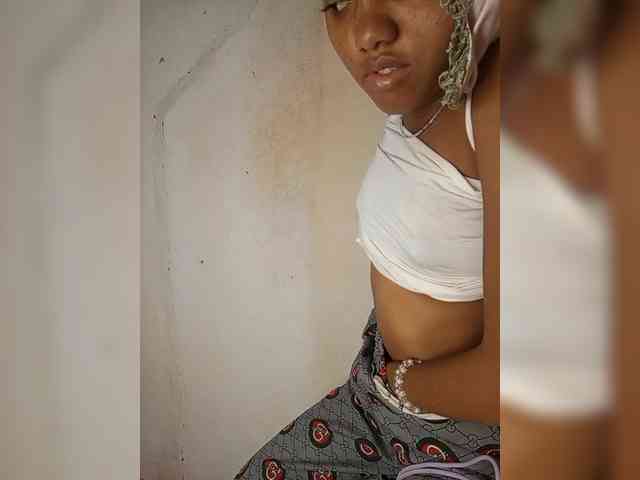 SexyDoll3 webcam