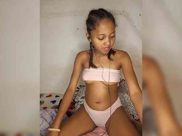 SexyDoll3 webcam