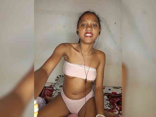 SexyDoll3 webcam
