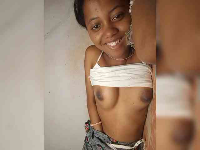 SexyDoll3 webcam