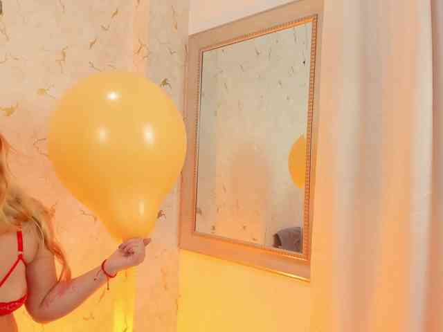 liaMonroe webcam