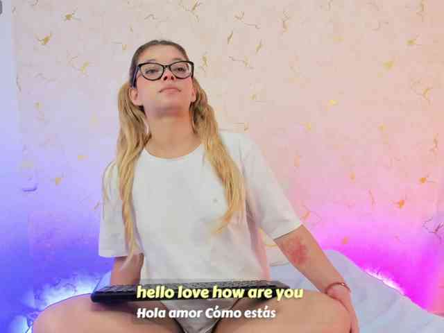 liaMonroe webcam