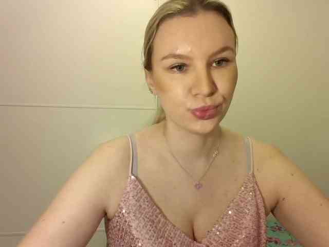 SadieCute webcam