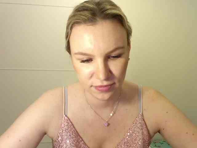 SadieCute webcam