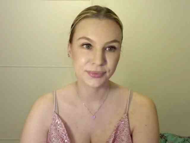 SadieCute webcam