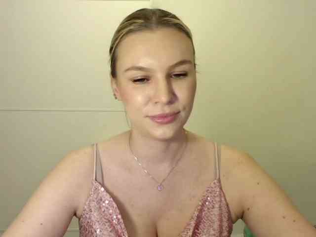 SadieCute webcam