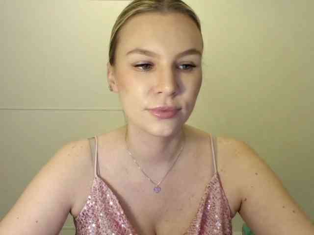 SadieCute webcam