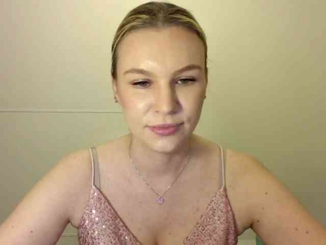 SadieCute webcam