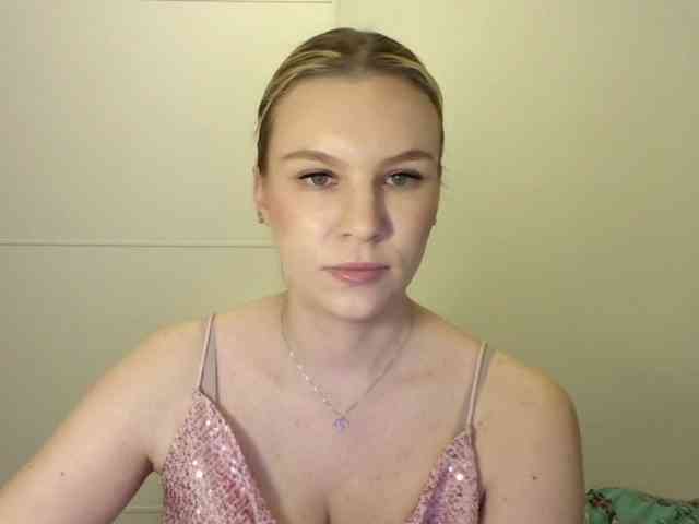 SadieCute webcam