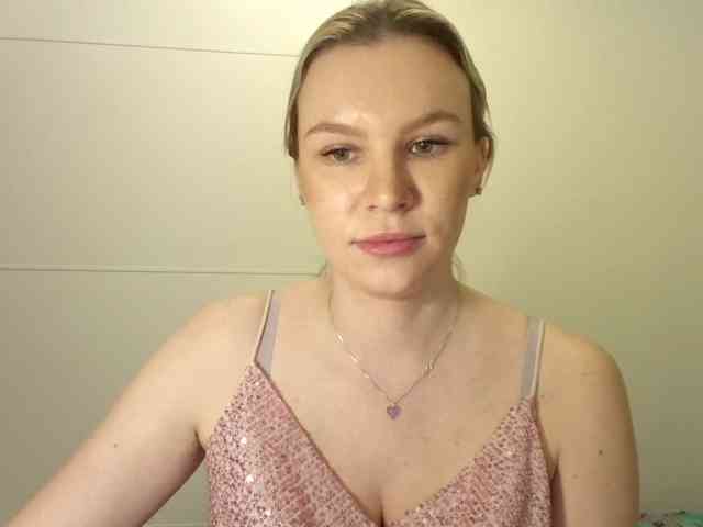 SadieCute webcam