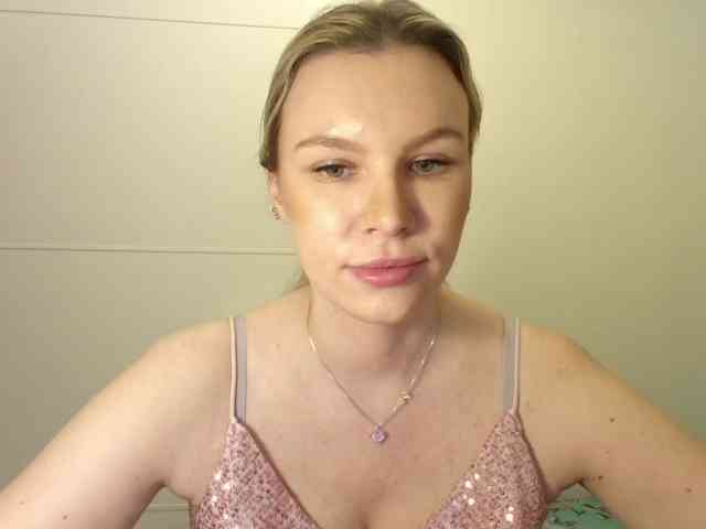 SadieCute webcam
