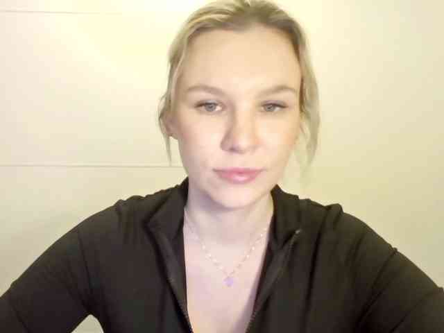 SadieCute webcam