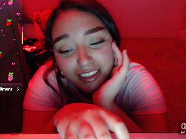 nikkigg003 webcam