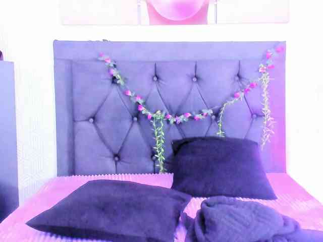 Nicolane-Palmer1 webcam