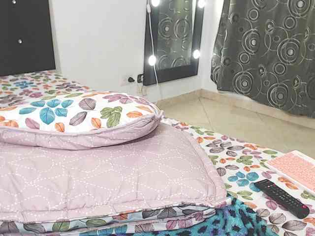 Nicolane-Palmer1 webcam