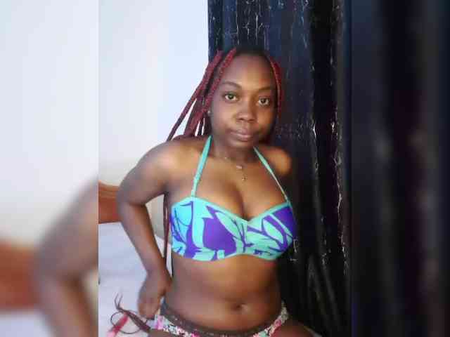 spicyflorah webcam