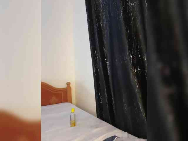 spicyflorah webcam