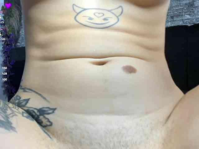 katt-black webcam
