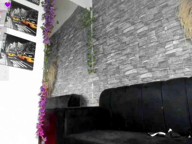 katt-black webcam
