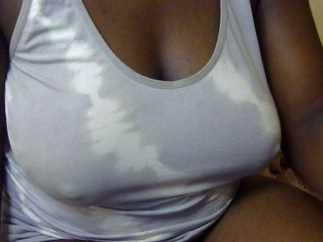 pretty-lioness webcam