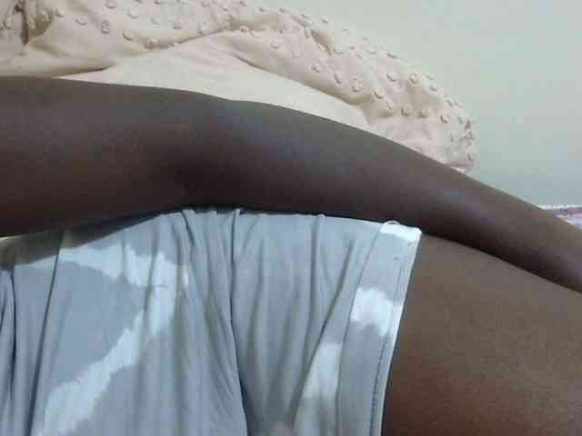 pretty-lioness webcam