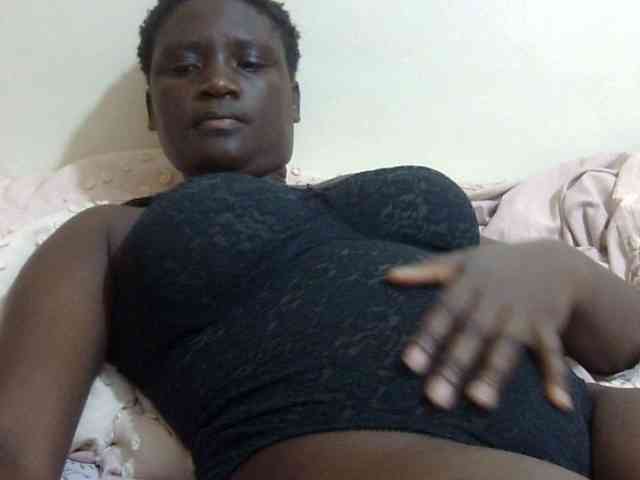 pretty-lioness webcam