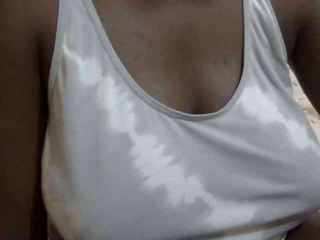 pretty-lioness webcam