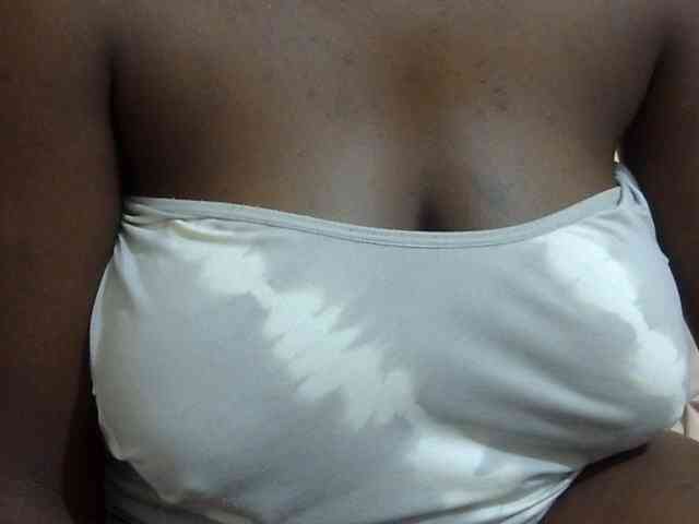 pretty-lioness webcam