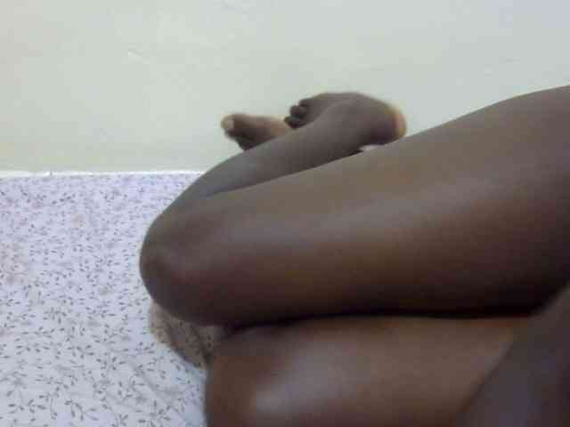 pretty-lioness webcam