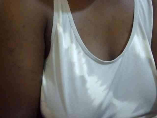 pretty-lioness webcam