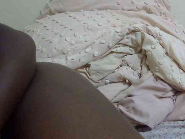 pretty-lioness webcam