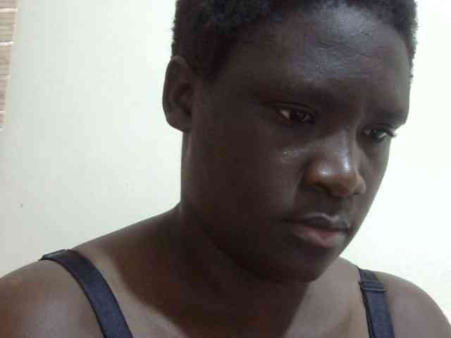 pretty-lioness webcam