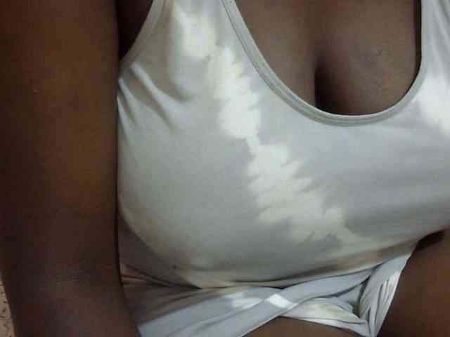 pretty-lioness webcam