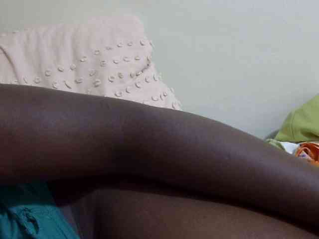 pretty-lioness webcam