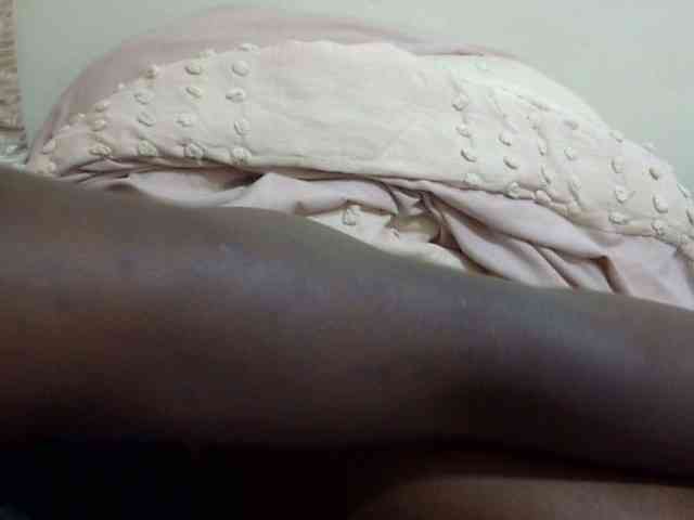 pretty-lioness webcam