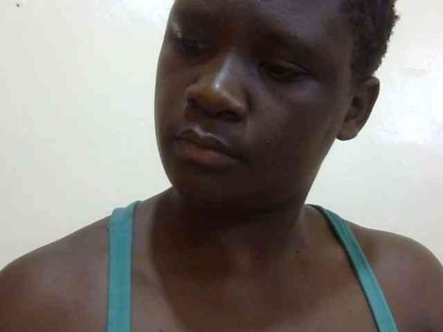 pretty-lioness webcam