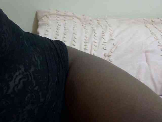 pretty-lioness webcam