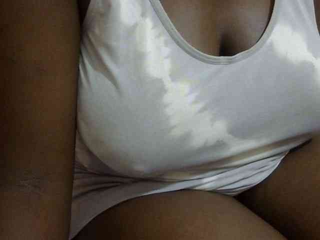 pretty-lioness webcam