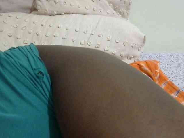 pretty-lioness webcam