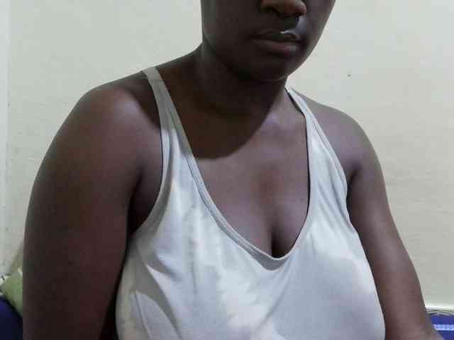 pretty-lioness webcam